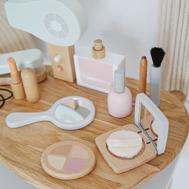 New Children Wooden Simulation - Beauty Makeup Games recension och pris